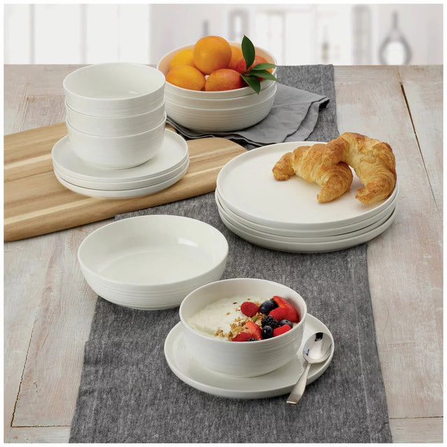 Mikasa Alyssa Bone China Dinner 16 Piece Set