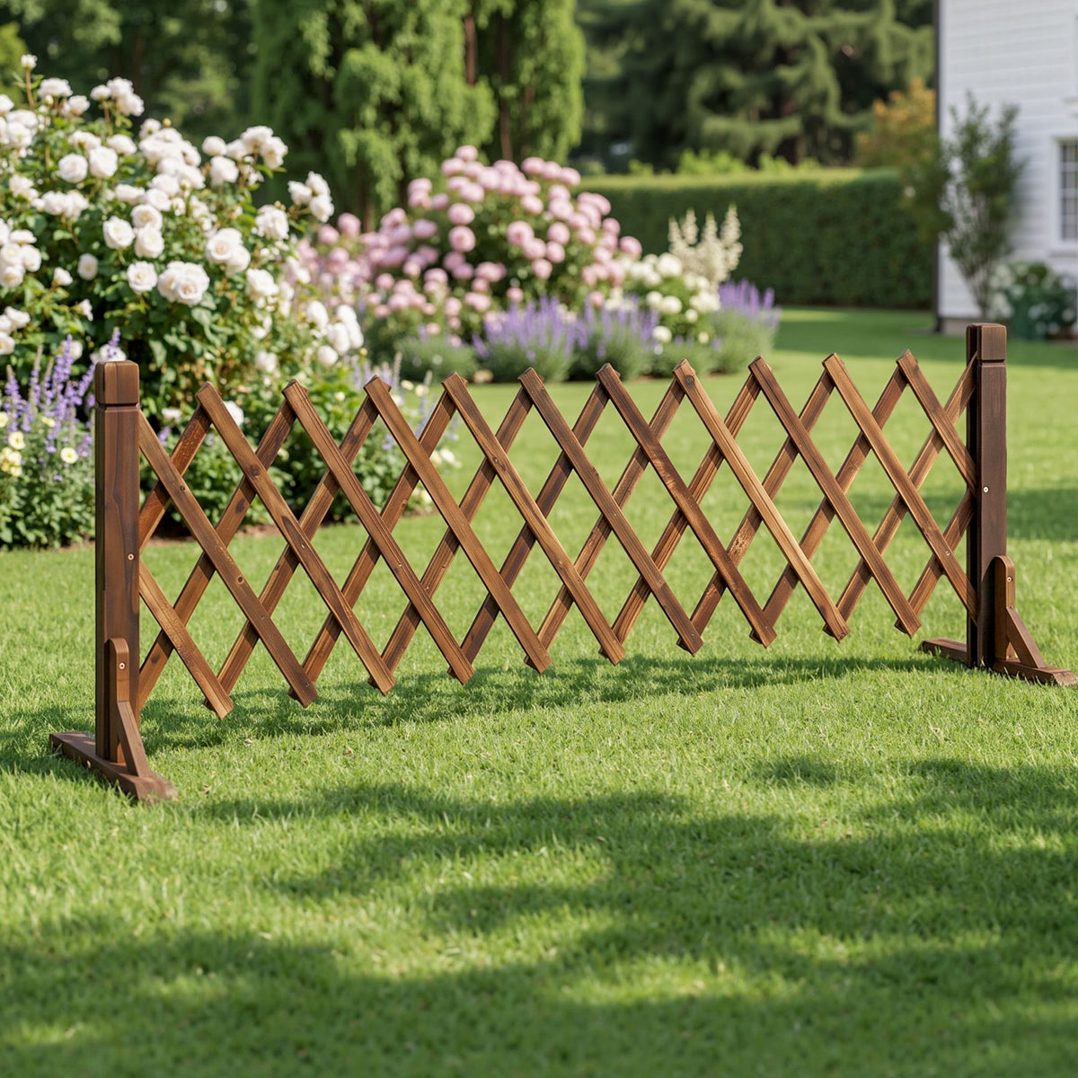 Gardeon Garden Fences Expandable Wooden Trellis Fence Plant Frame 160cm Brown