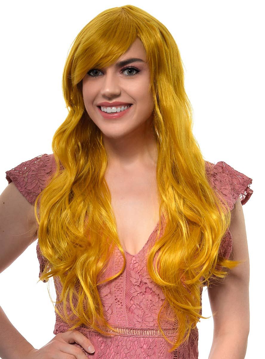 Ryleigh Long Wavy Golden Ginger Womens Costume Wig