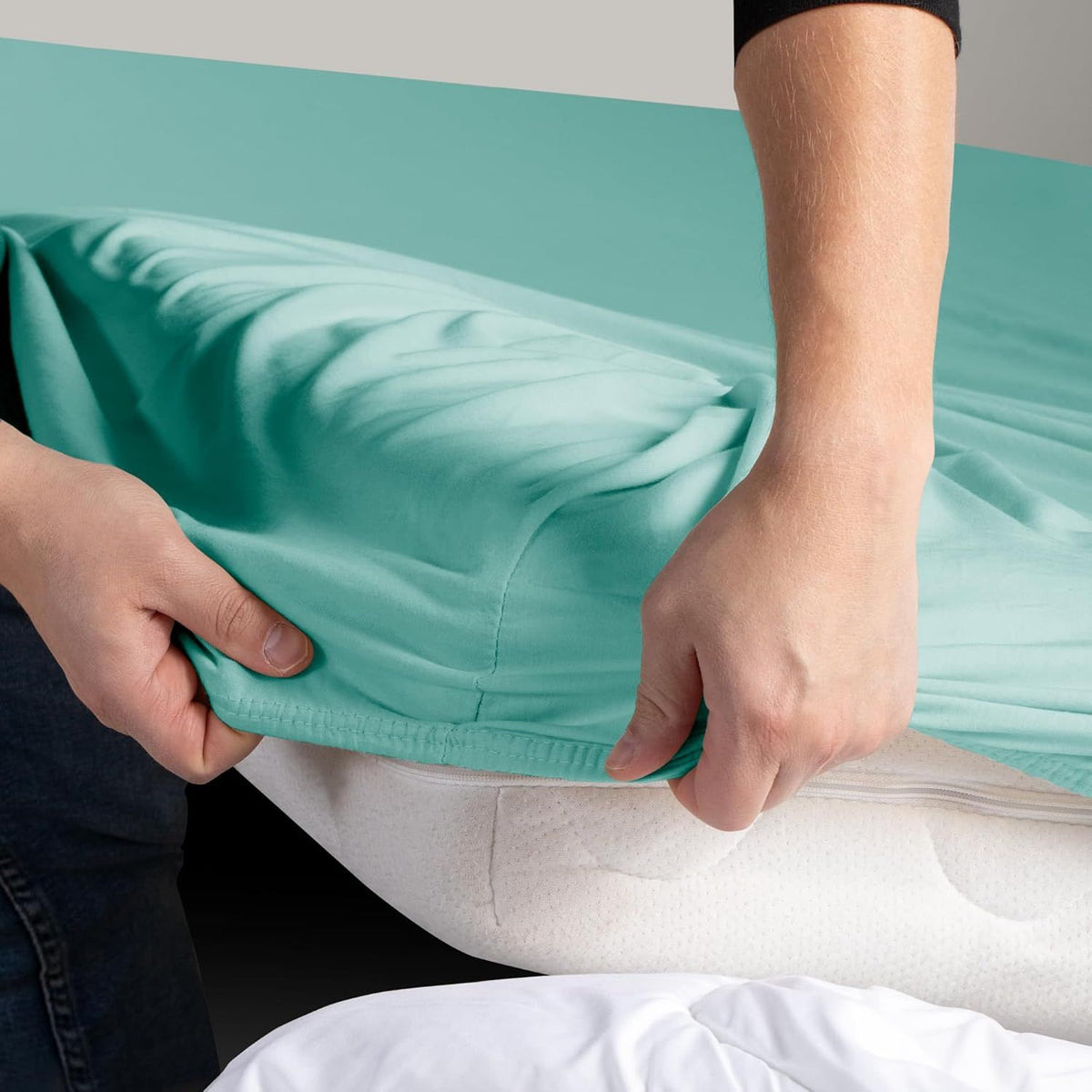 Hotel Quality Fitted sheets - 2 Piece Fitted sheets  -Breathable Bedding - Wrinkle, Fade, Stain Resistant- 26inch/40cm Deep Pocket Fitted Bed Sheet-Wrinkle and Fade Resistant,(Ice blue,Single)