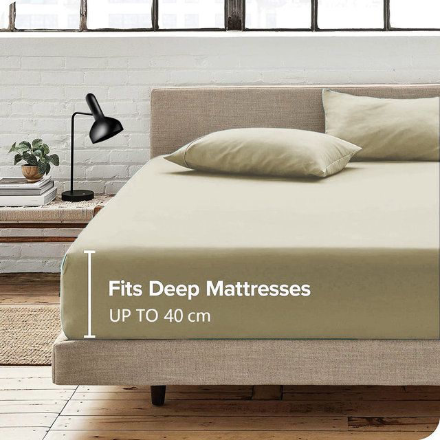 3 Piece Fitted Sheet Set- Fitted Sheet & Pillowcases -Breathable Bedding - Wrinkle, Fade, Stain Resistant- 40cm Deep Pocket Fitted Bed Sheet Set(Cream White,King)