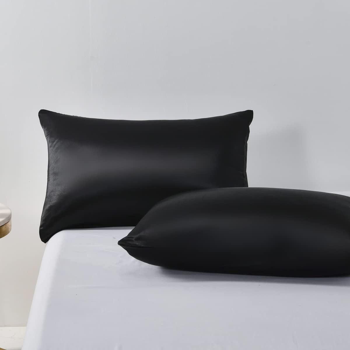 Satin Quilt cover Set Hotel 3 Pieces Quilt cover with Pillowcase, Art Silk Bedding Set-Luxury Soft Silky pillowcase for Hair and Skin, Similar to Silk Duvet/Donna Cover Set- 3 Pieces(Super King,Black)