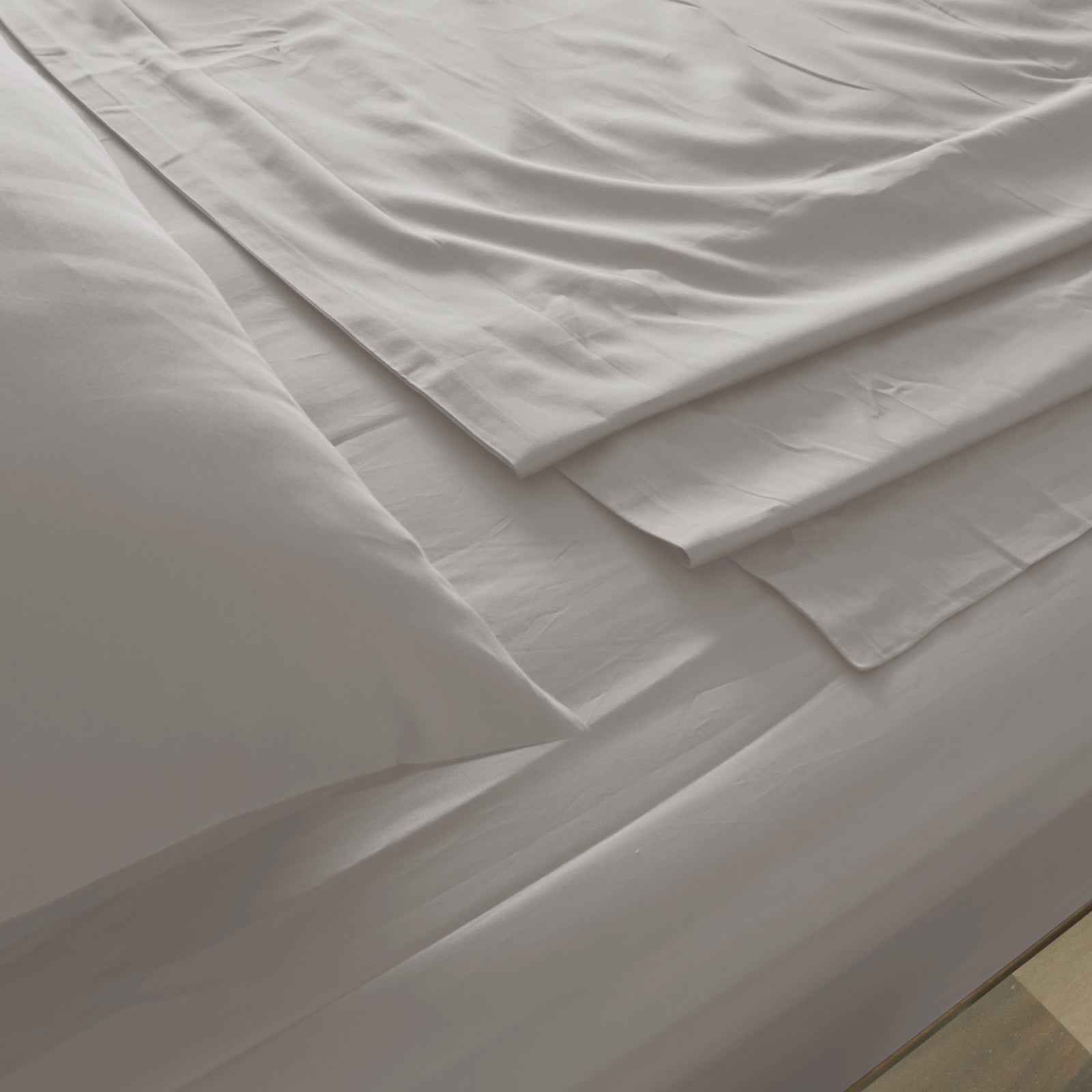 Royal Comfort 1000 Thread Count Bamboo Cotton Sheet and Quilt… - V160-10002950