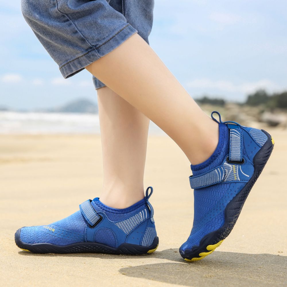 Kids Water Shoes Barefoot Dry Aqua Sports - Klein Blue Size Bigkid US4 = EU36