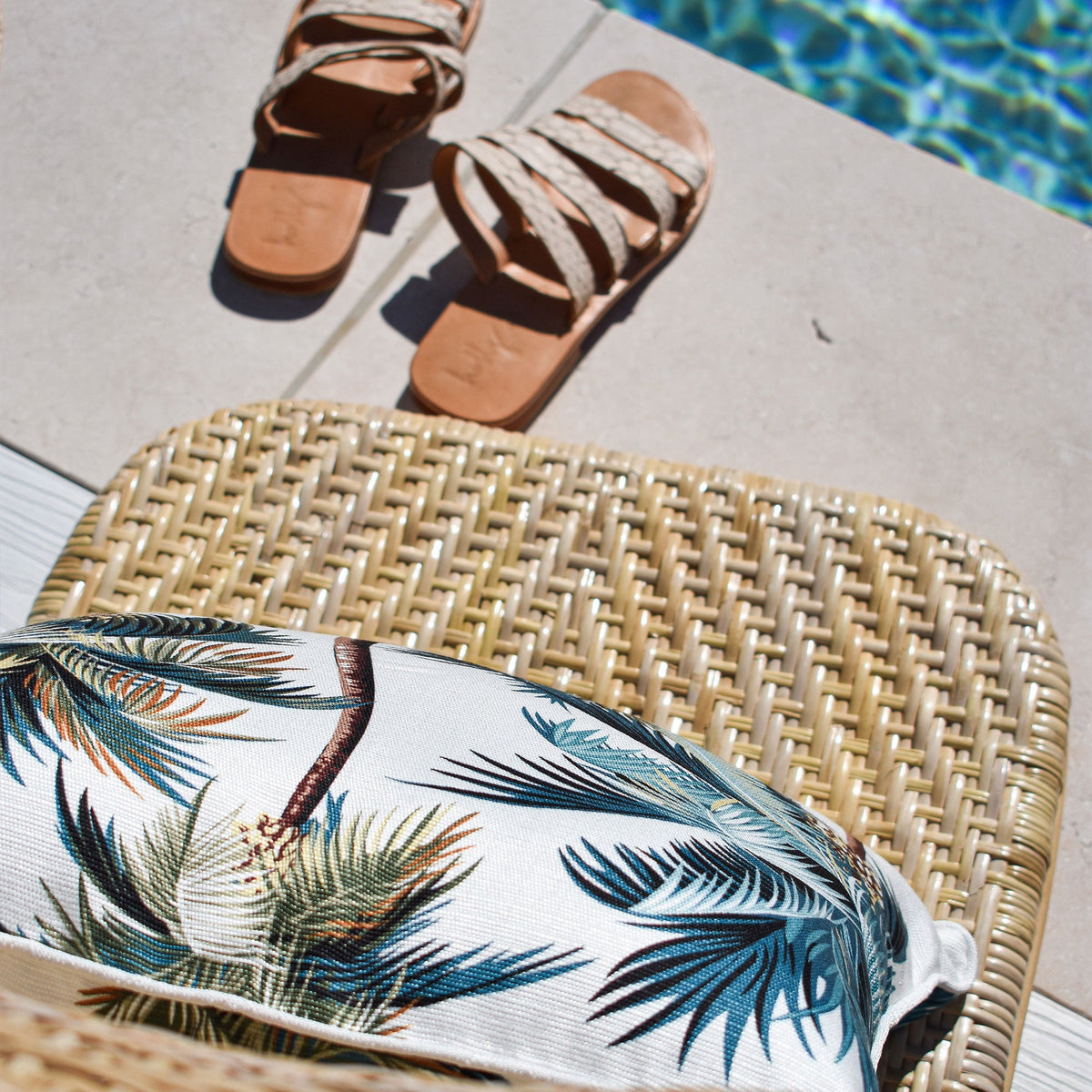 Cushion Cover - With Piping - Palm Trees White - 35cm x 50cm
