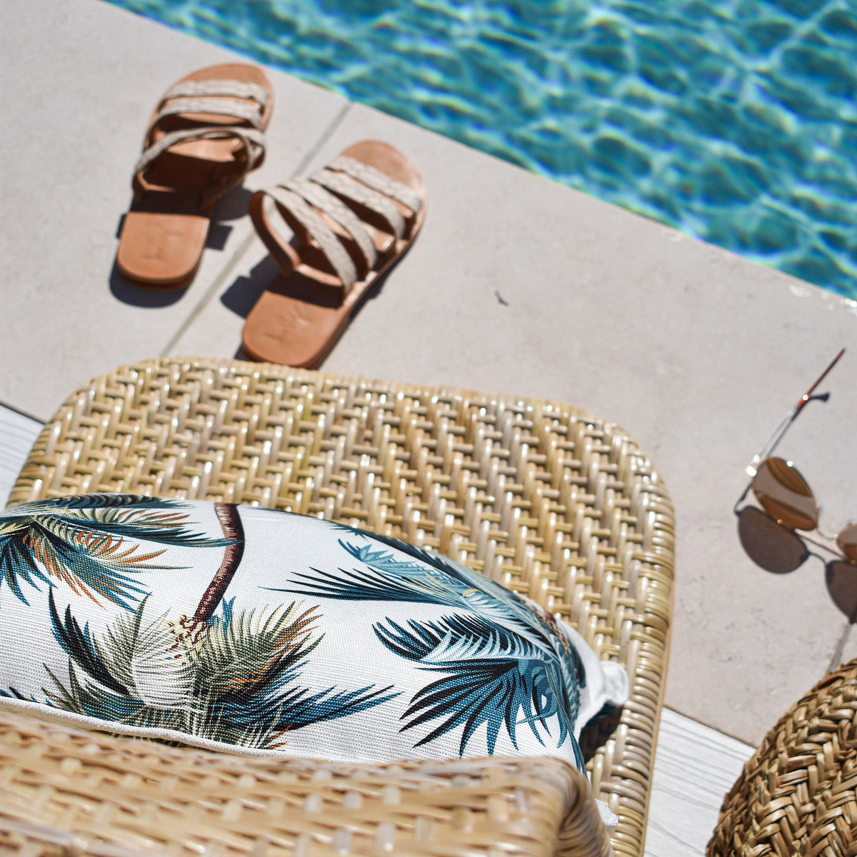 Cushion Cover - With Piping - Palm Trees White - 45cm x 45cm