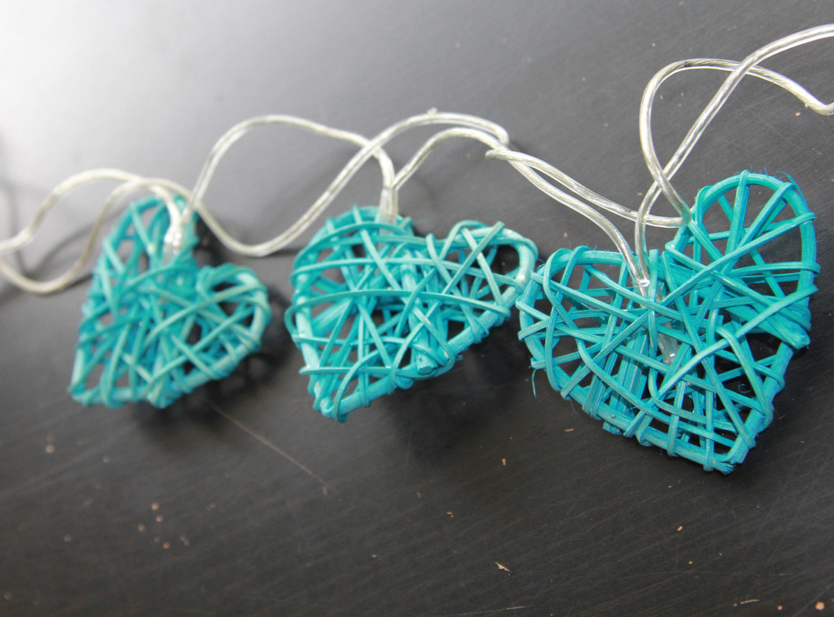 50 Turquoise Blue 3D Hollowed Rattan Heart-Shaped 5M LONG String Fairy Lights, Battery (AA) Indoor & Outdoor Decorations Birthday Kids Celebration PartyRoom Table Lighting