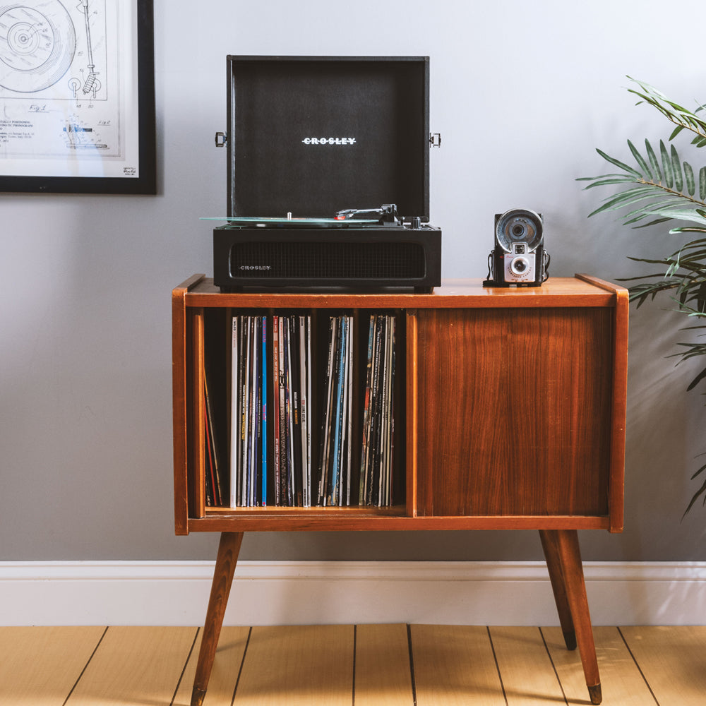 Crosley Voyager Bluetooth Portable Turntable - Black + Bundled Crosley - Record