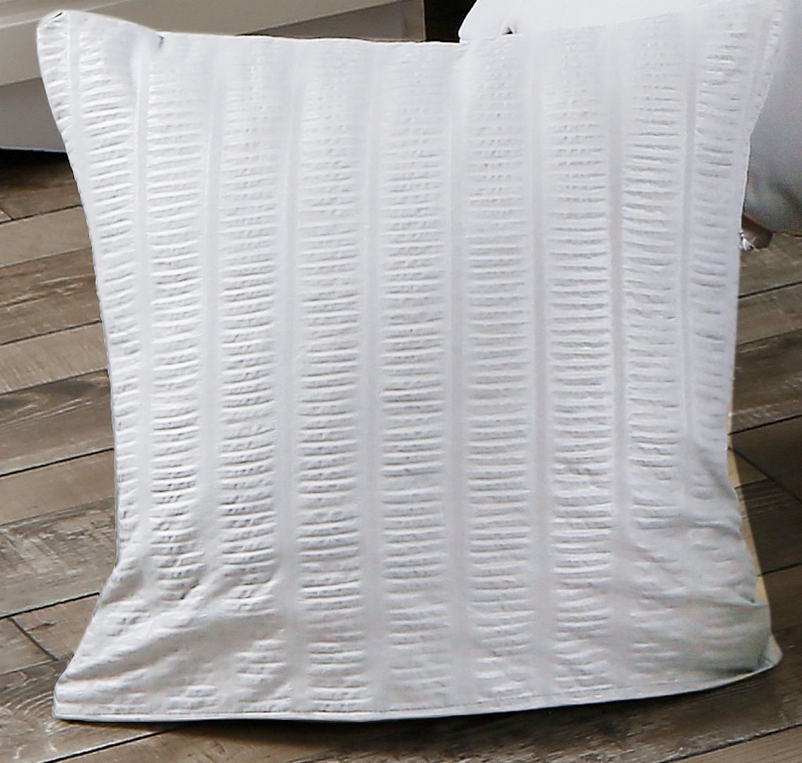 1000TC Ultra Soft Seersucker Cushion Covers - 2 Pack - White