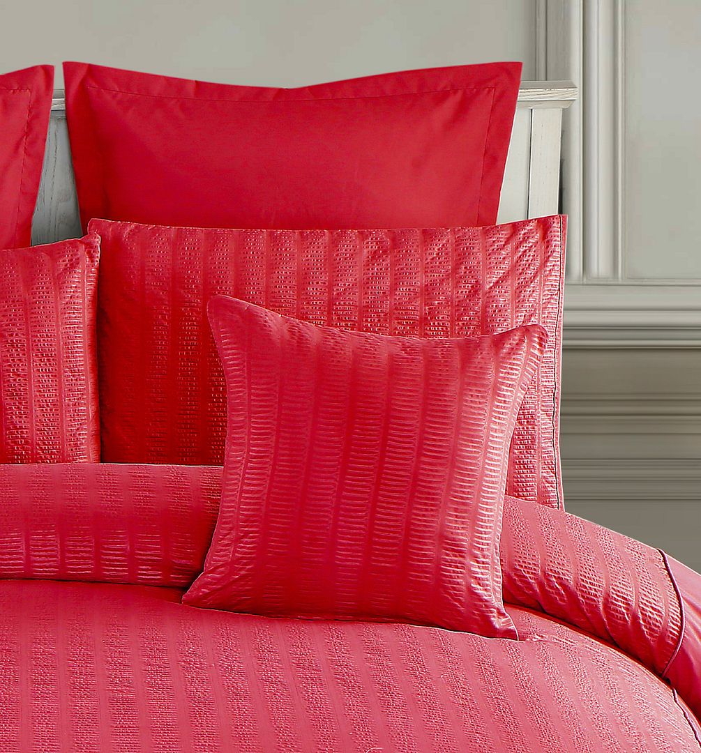1000TC Ultra Soft Seersucker Cushion Covers - 2 Pack - Red