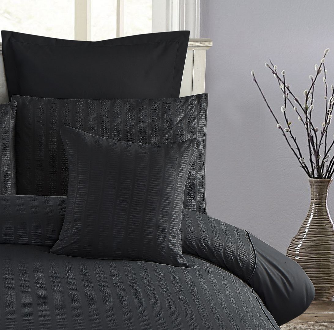 1000TC Ultra Soft Seersucker Cushion Covers - 2 Pack - Black
