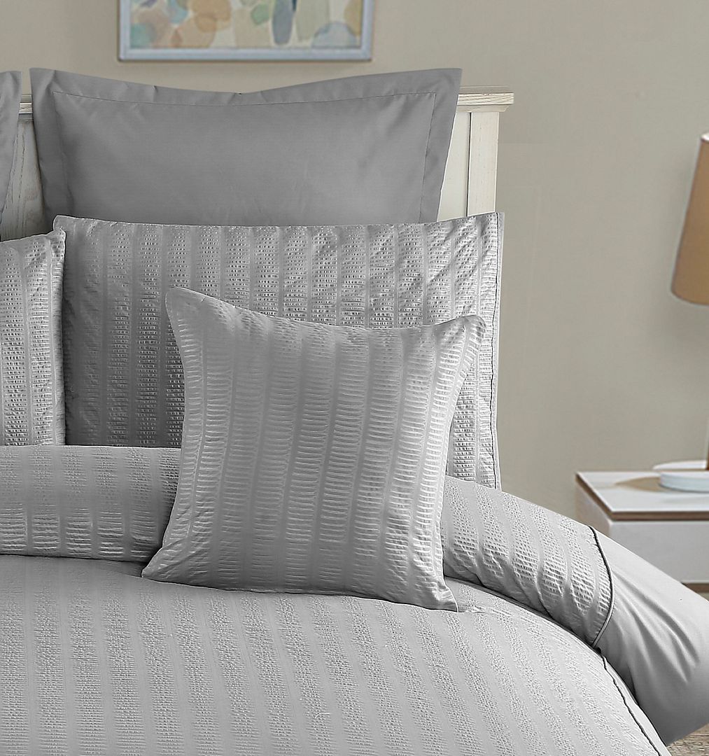 1000TC Ultra Soft Seersucker Cushion Covers - 2 Pack - Grey