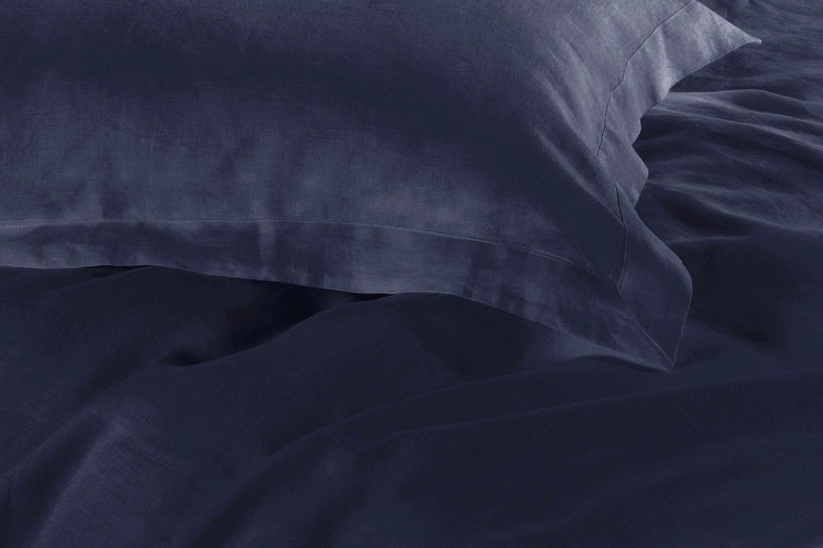 1000TC Tailored Queen Size Quilt/Duvet Cover Set - Midnight Blue