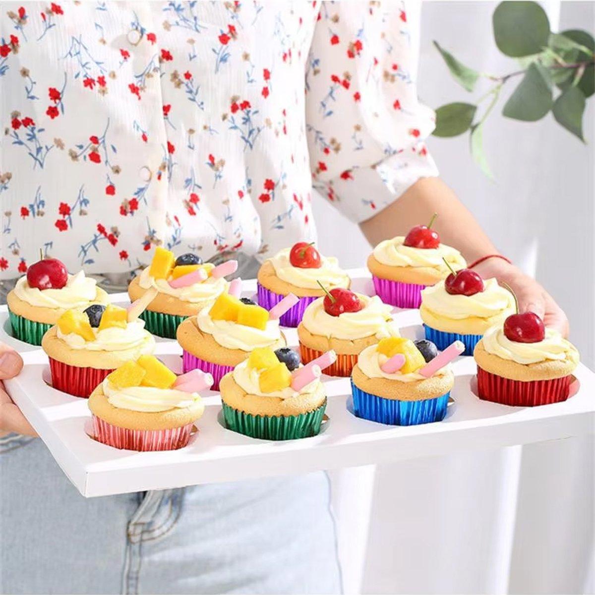 200 Pcs Colored Baking Paper Cupcake Trays Muffin Liners for Party Baking - Red
