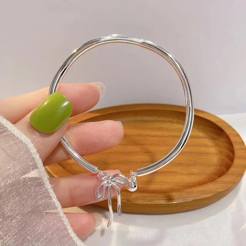 Bangle Bowknot Bells Bracelet Korean Opening Wrist Chain Women Silver Bracelet - Moebius strip
