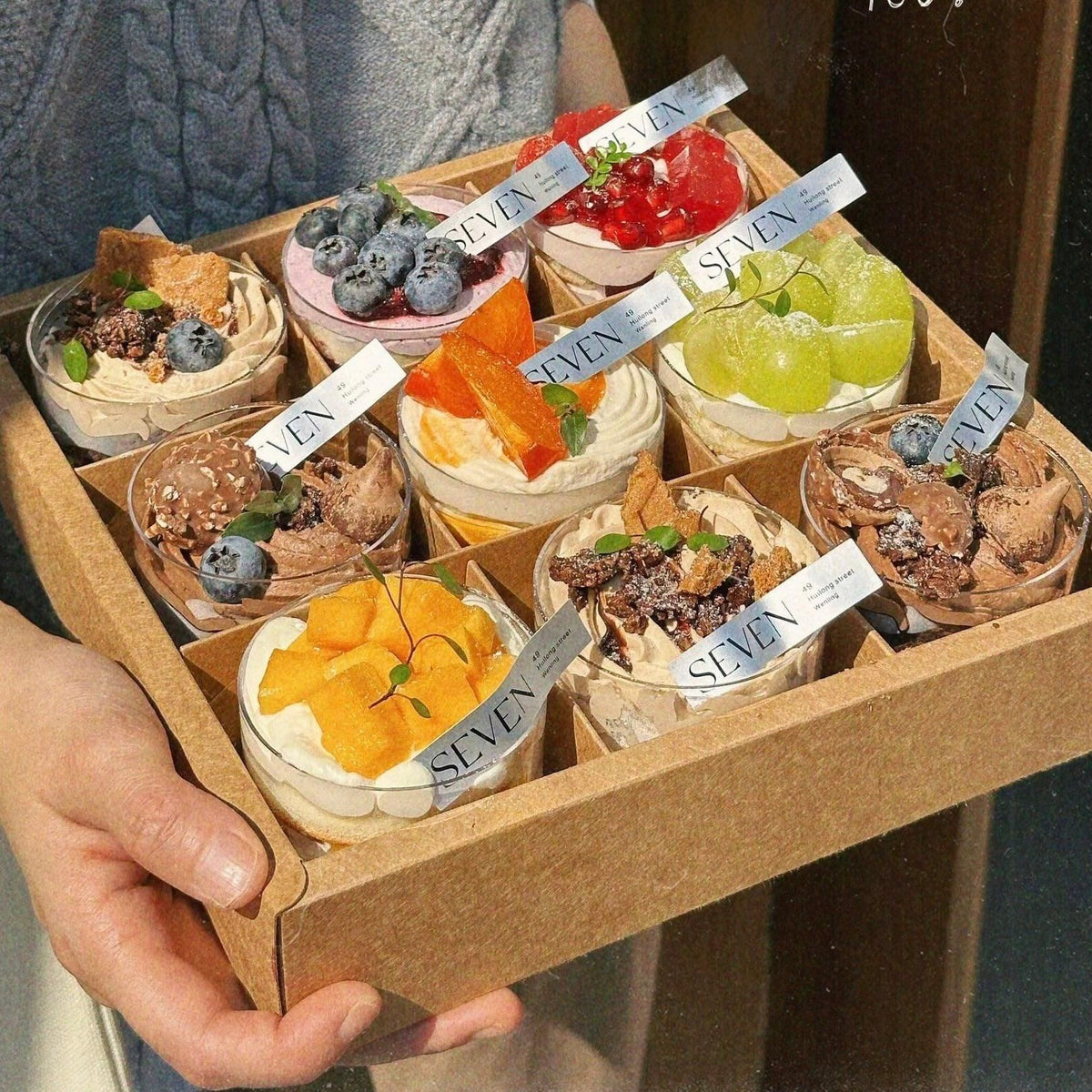 Clear Plastic Nine-grid Cake Box Pack of 10 Storage Containers High Quality - Khaki