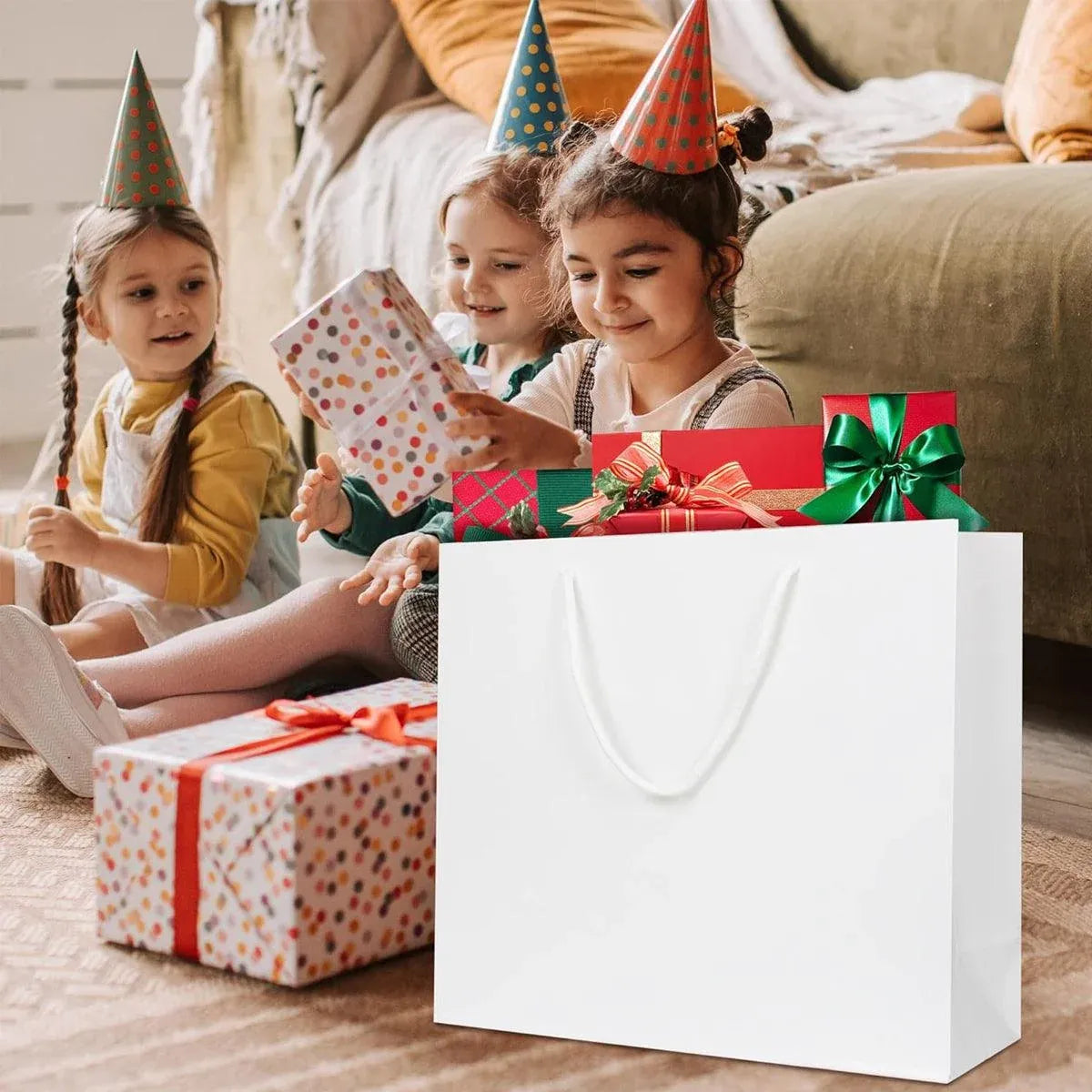 50PCS Kraft Paper Gift Bags Custom Blank Shopping Handbags for Garment Packaging - 25x30x13.5cm
