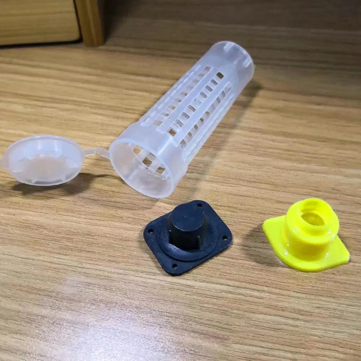 30pcs Bee Protective Covers Multi Functional King Cage Bee Bite Protector Shield