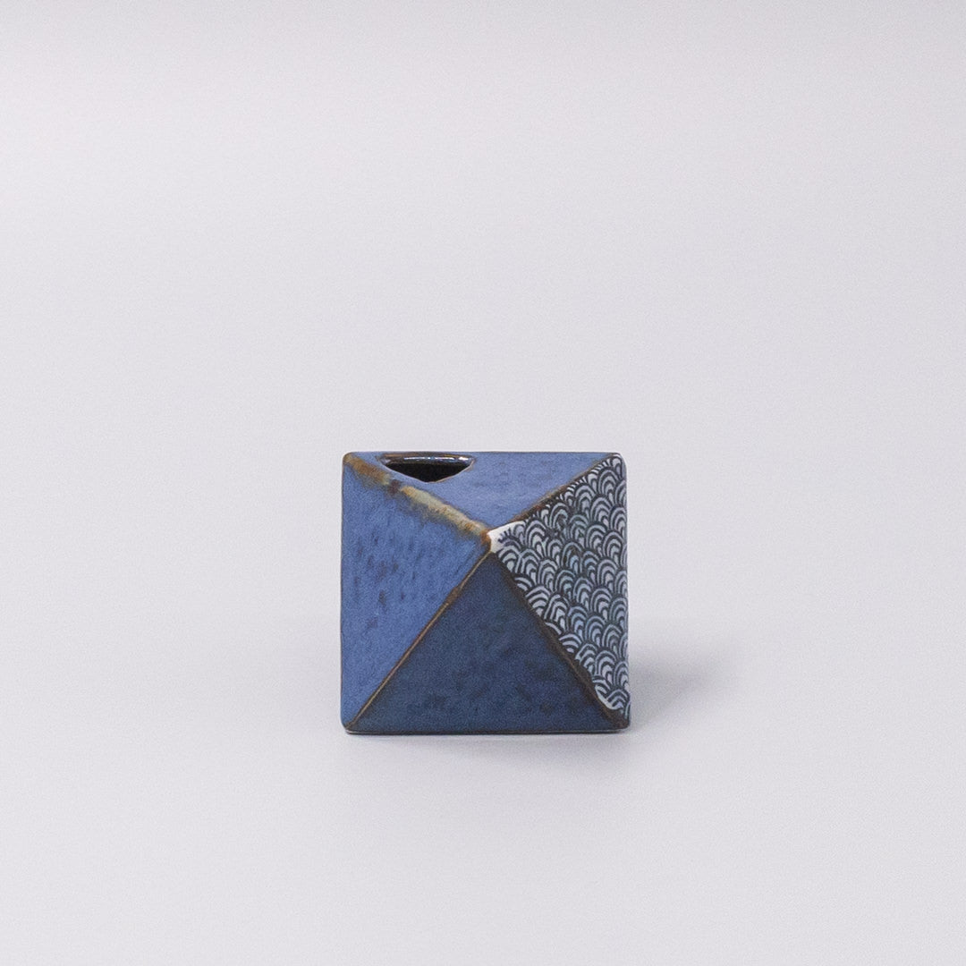 Vase Triangular Indigo Wave 130ml