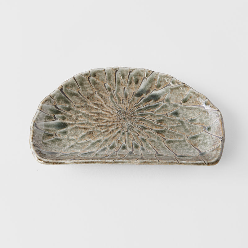 Plate D Shaped 21cm Moss Net Design