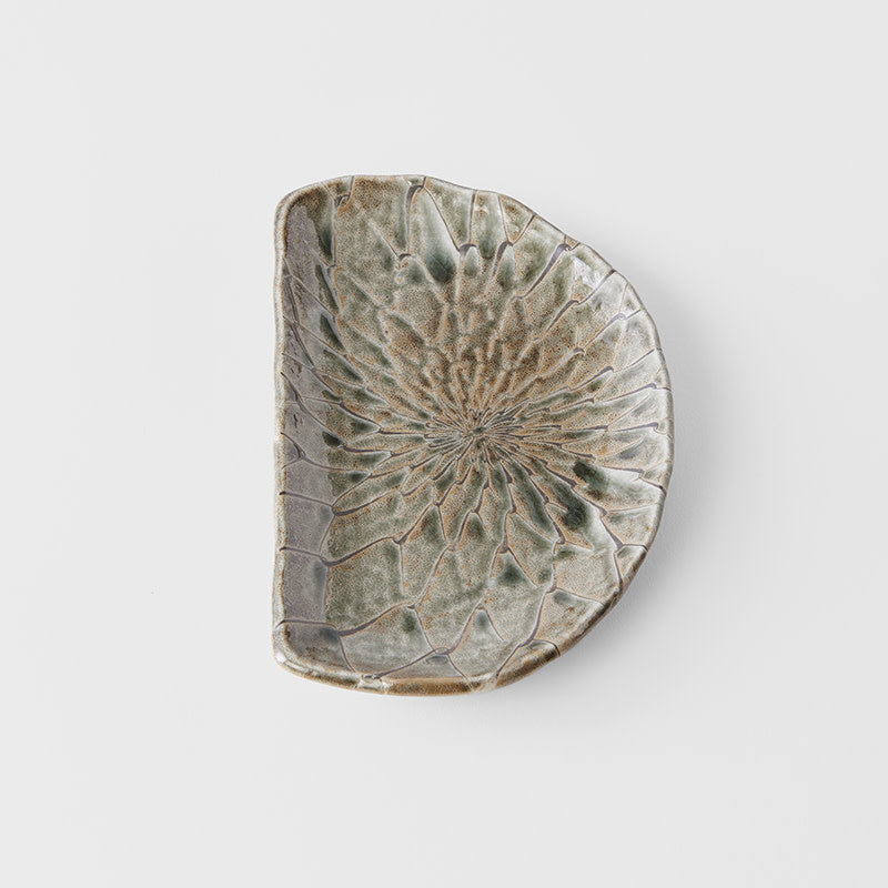 Plate D Shaped 21cm Moss Net Design
