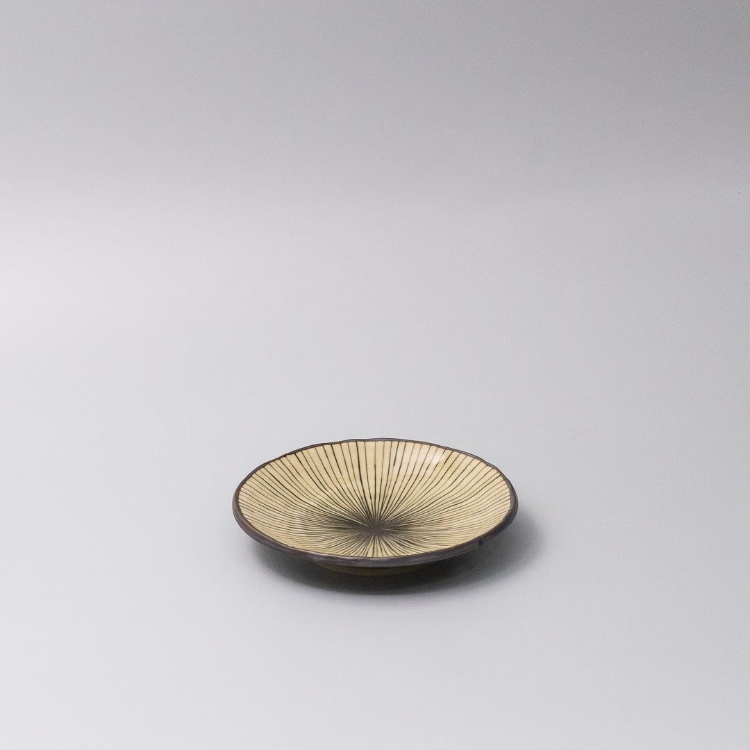 Saucer 13.5cm Green Converging Line Glaze