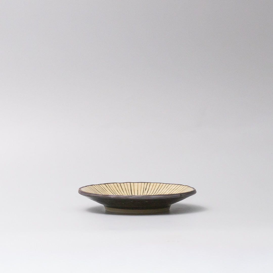 Saucer 13.5cm Green Converging Line Glaze