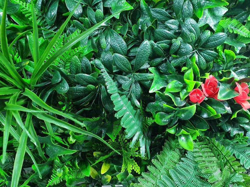 Elegant Red Rose Vertical Garden / Green Wall UV Resistant Sample