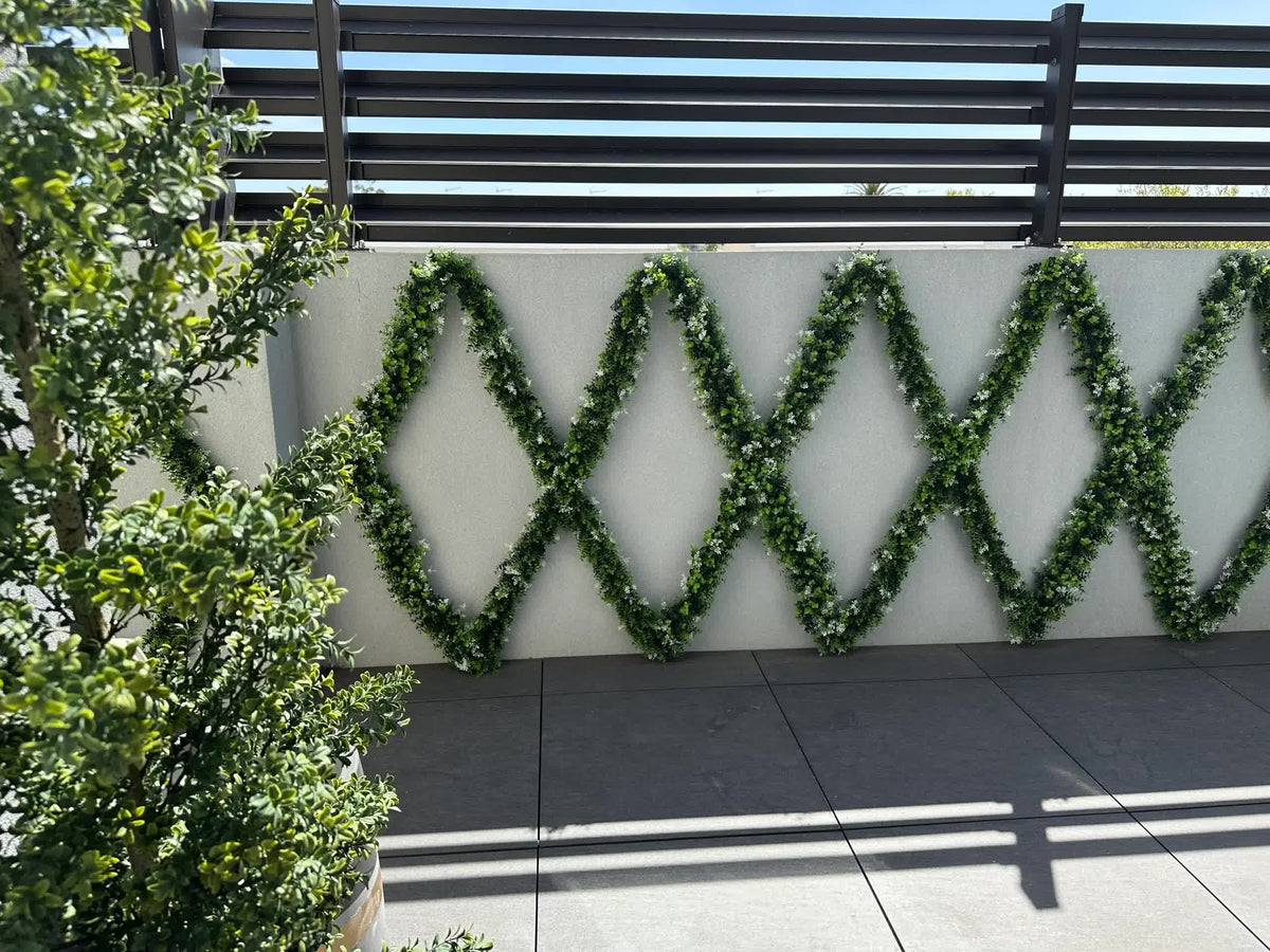 Artificial Extendable Hanging Flowering White Eucalyptus Vine UV Resistant 55cm