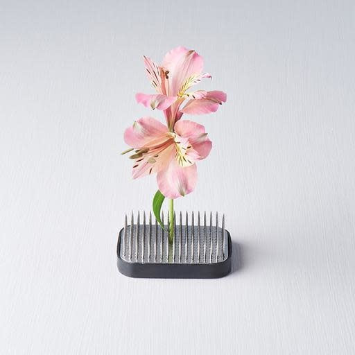 Kenzan Ikebana Pin Base 6.8x5cm Rectangular