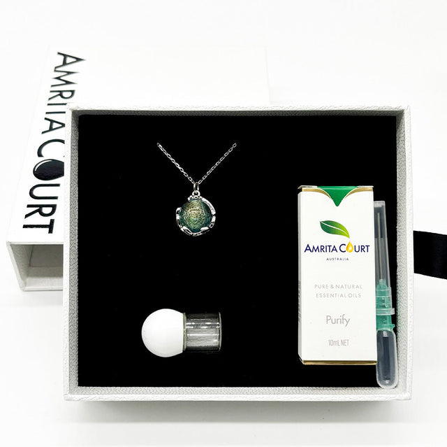White Gold Aroma Necklace Planet Celestial Aqua Light Blue + Purify Oil Blend